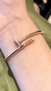KAÏRA Customer Image
