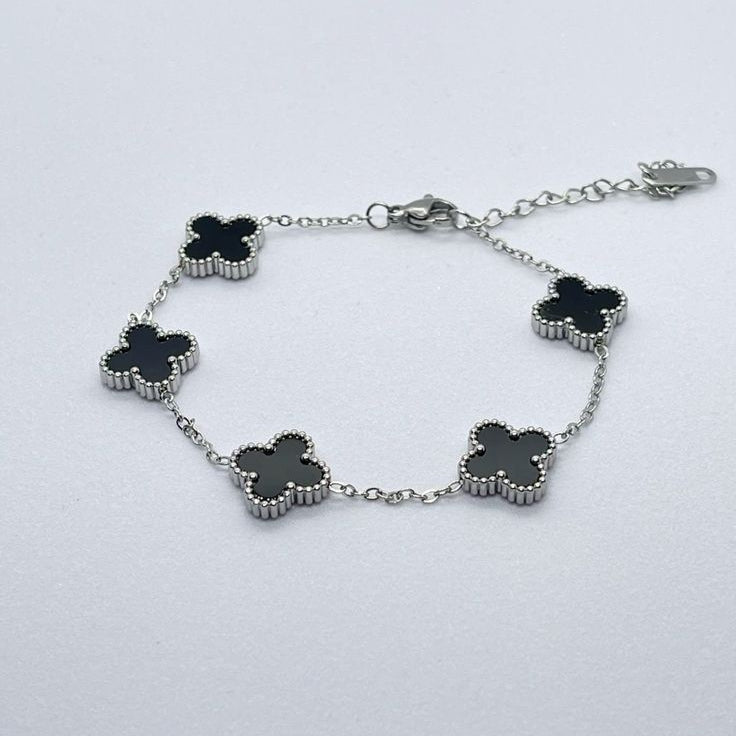 CLOVERÉ | SILVER BLACK