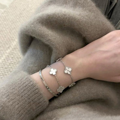 CLOVERÉ | SILVER